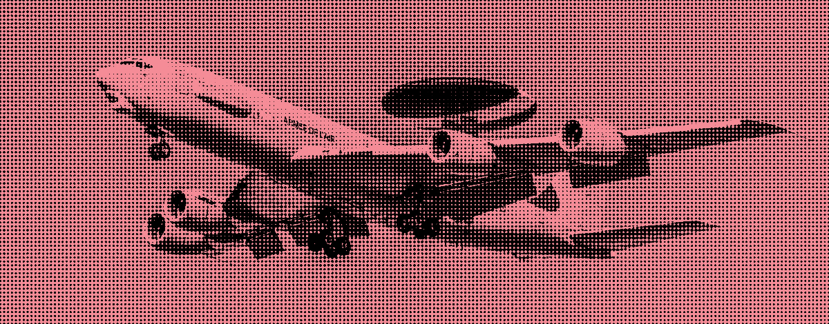 Militärflugzeug